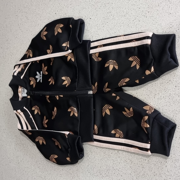 baby girls adidas tracksuit